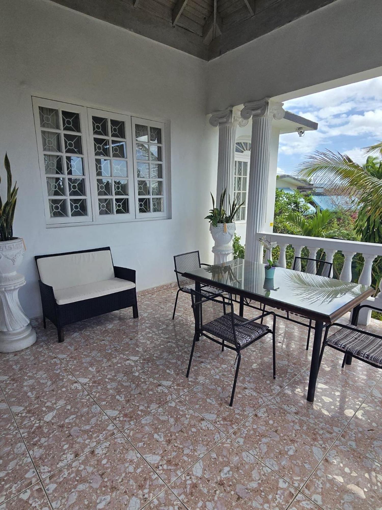 Paradise Palms Jamaica Vacation Rental Montego Bay Buitenkant foto