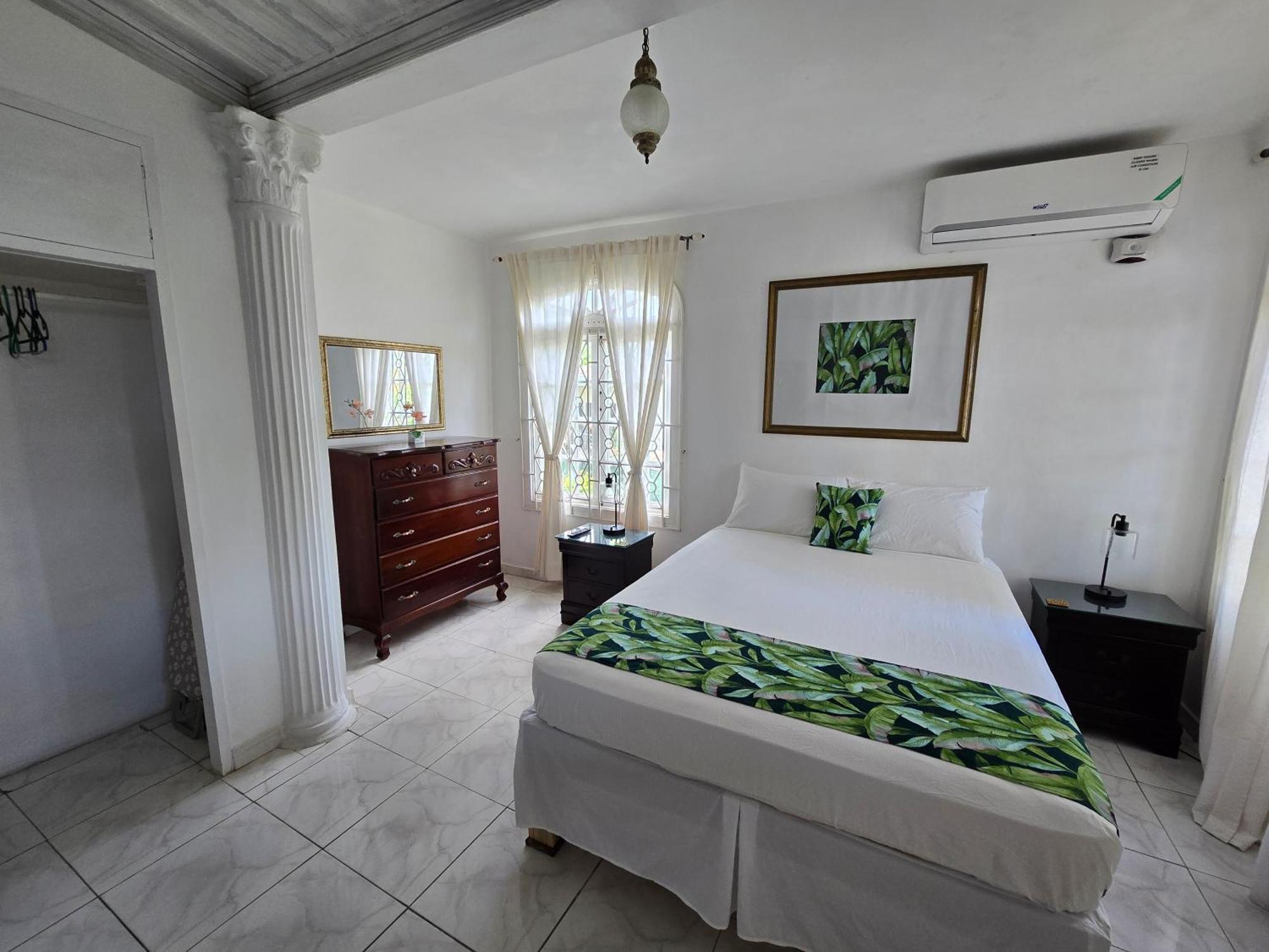 Paradise Palms Jamaica Vacation Rental Montego Bay Buitenkant foto