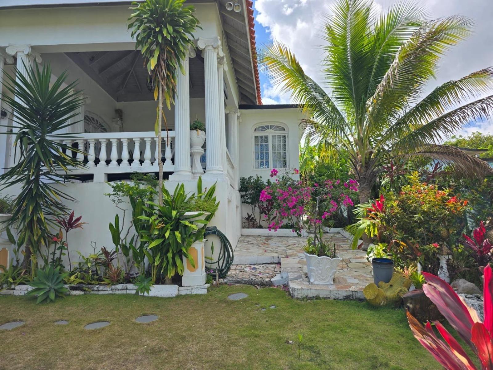 Paradise Palms Jamaica Vacation Rental Montego Bay Buitenkant foto