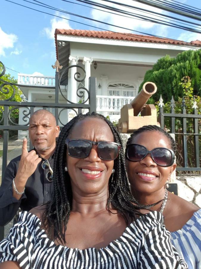 Paradise Palms Jamaica Vacation Rental Montego Bay Buitenkant foto